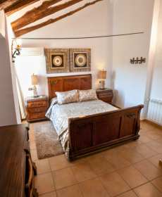 Dormitorio en cortijo rural